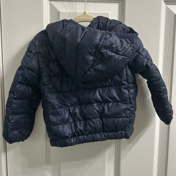 Primary clothing puffer jacket size 12-18 months - Picture 2 of 2